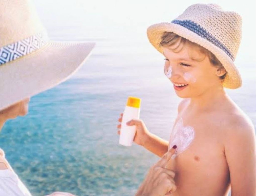 معرفی بهترین ضد آفتاب‌های ایرانی و خارجی ( sunscreen ) | بهترین ضد آفتاب های صورت و بدن تالگو فرانسه