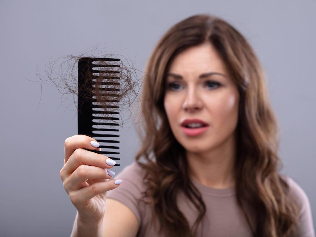 تشخیص ریزش مو ناشی از کرونا